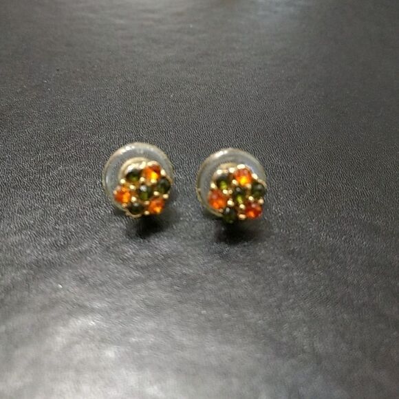 *Sale* Poinsettia necklace and matching earring set - Picture 3 of 6